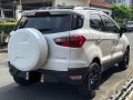 Selling White Ford Ecosport 2017 Automatic Gasoline at 20000 km-5