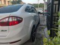 White Ford Fiesta 2014 at 77698 km for sale-11