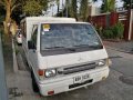 White Mitsubishi L300 2015 at 68000 km for sale-9