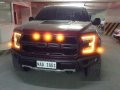 Selling Red Ford F-150 2018 Automatic Gasoline at 7000 km-7