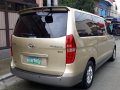 2009 Hyundai Starex for sale in Quezon City-6