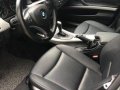 Blue Bmw 318D 2012 Automatic for sale -2