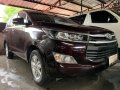 Selling Red Toyota Innova 2016 -0