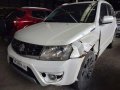 Selling White Suzuki Grand Vitara 2017 in Makati -0