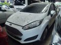 Selling White Ford Fiesta 2017 at 7000 km -4