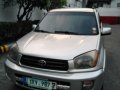 Selling 2nd Hand Toyota Rav4 2003 Manual in Metro Manila -3