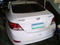 Selling White Hyundai Accent 2012 Manual Gasoline-1
