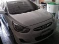 Selling White Hyundai Accent 2012 Manual Gasoline-6