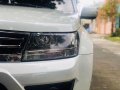 Selling Pearl White Suzuki Grand Vitara 2016 Automatic Gasoline at 26000 km-4