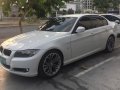 Sell White 2012 Bmw 318I Automatic Gasoline -3