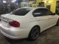 Sell White 2012 Bmw 318I Automatic Gasoline -3