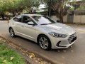 Sell Used 2016 Hyundai Elantra Sedan at 25000 km -0