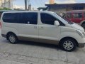 Hyundai Starex 2017 for sale in Quezon City -2