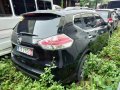 Black Nissan X-Trail 2015 at 55000 km for sale -3