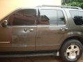 Selling Ford Explorer 2006 at 98000 km-2