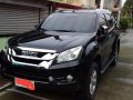 Used Isuzu Mu-X 2015 Automatic Diesel for sale -0