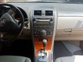 Silver Toyota Corolla Altis 2009 Automatic Gasoline for sale -6