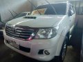 Selling White Toyota Hilux 2014 Automatic Diesel-1