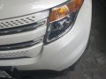 Sell White 2015 Ford Explorer Automatic Gasoline at 70000 km-2