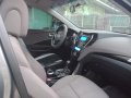 Sell 2013 Hyundai Santa Fe in Makati -0