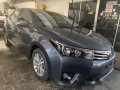 Selling Grey Toyota Corolla Altis 2017 at 5000 km-5