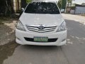 White Toyota Innova 2012 Manual Diesel for sale-7