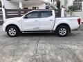 White Nissan Navara 2016 at 35000 km for sale-6