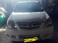 White Toyota Avanza 2009 for sale in Quezon City-2