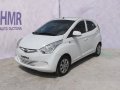 Selling White Hyundai Eon 2018 at 14383 km -3