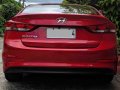 Selling Red Hyundai Elantra 2016 at 27000 km -3