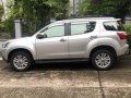 Used Isuzu Mu-X 2019 at 8000 km for sale in Pasig-2