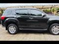 Blue Isuzu Mu-X 2018 SUV / MPV at 31811 for sale-7