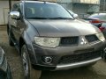 2013 Mitsubishi Montero sport for sale in Cainta-2