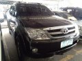 Used Toyota Fortuner 2006 at 100584 km for sale in Marikina-2