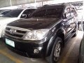 Used Toyota Fortuner 2006 at 100584 km for sale in Marikina-1