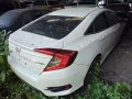 Selling White Honda Civic 2017 in Makati-1