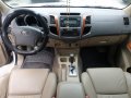 Selling Toyota Fortuner 2010 G Gas Automatic in Las Pinas-3