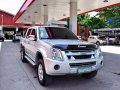 Second-hand Isuzu D-Max 2012 for sale in Lemery-2