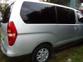 2nd-hand Hyundai Starex 2009 for sale in Malabon-4