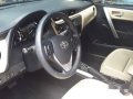 Selling Toyota Corolla Altis 2017 Automatic Gasoline -3