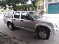 Silver Isuzu D-Max 2011 at 60000 km for sale-2