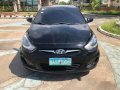 Selling Black Hyundai Accent 2011 -6