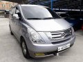 Silver Hyundai Starex 2015 at 42000 km for sale-7