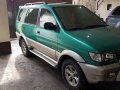 Green Isuzu Crosswind 2004 at 100000 km for sale-3