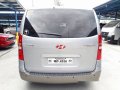 Silver Hyundai Starex 2015 at 42000 km for sale-4