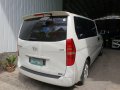 Sell White 2011 Hyundai Grand Starex at 80000 km -6