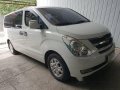 Sell White 2011 Hyundai Grand Starex at 80000 km -7
