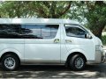 Toyota Hiace 2016 for sale in Dasmariñas-2