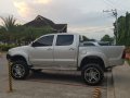 Toyota Hilux 2011 for sale in Cebu City -6