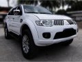 2010 Mitsubishi Montero for sale in Batangas City-0